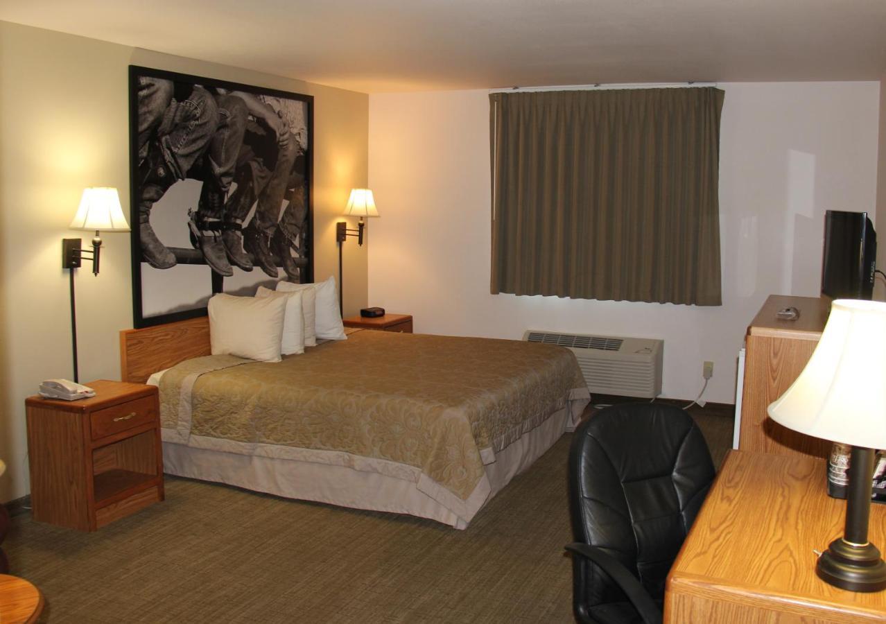 Homestead Inn And Suites Hardin Extérieur photo
