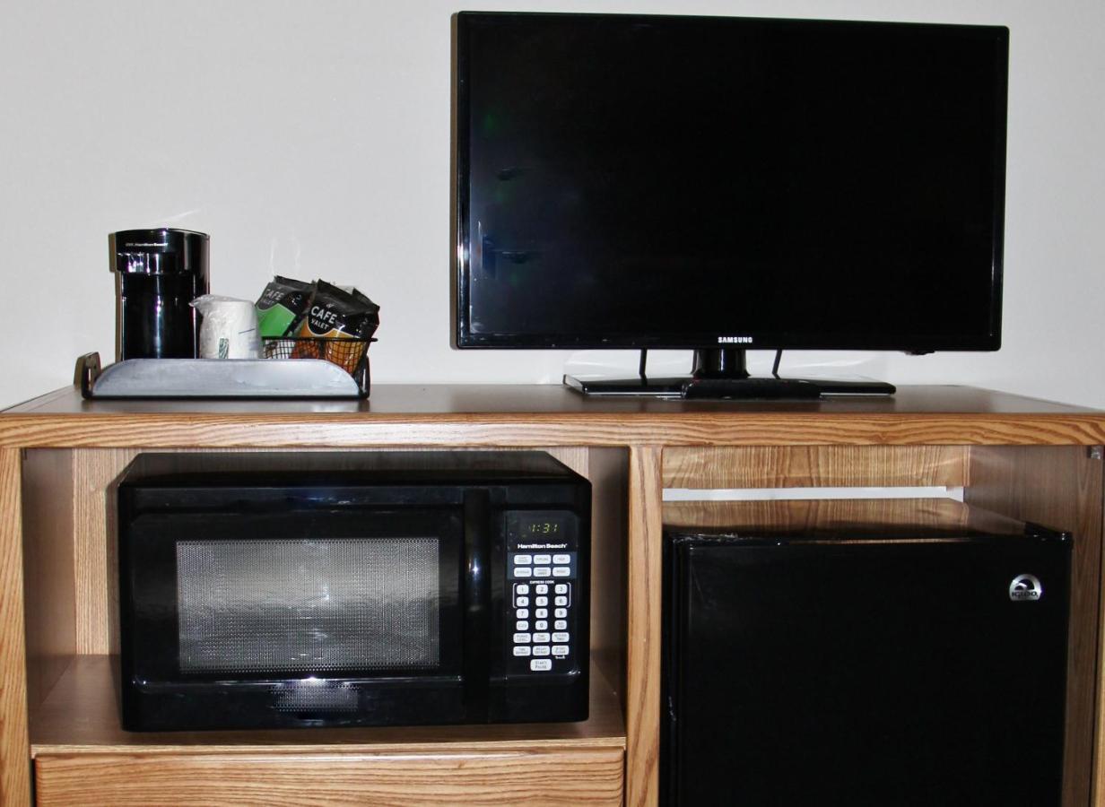 Homestead Inn And Suites Hardin Extérieur photo