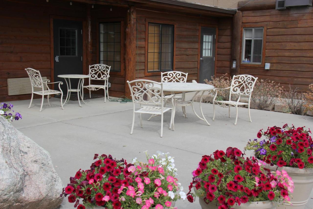 Homestead Inn And Suites Hardin Extérieur photo