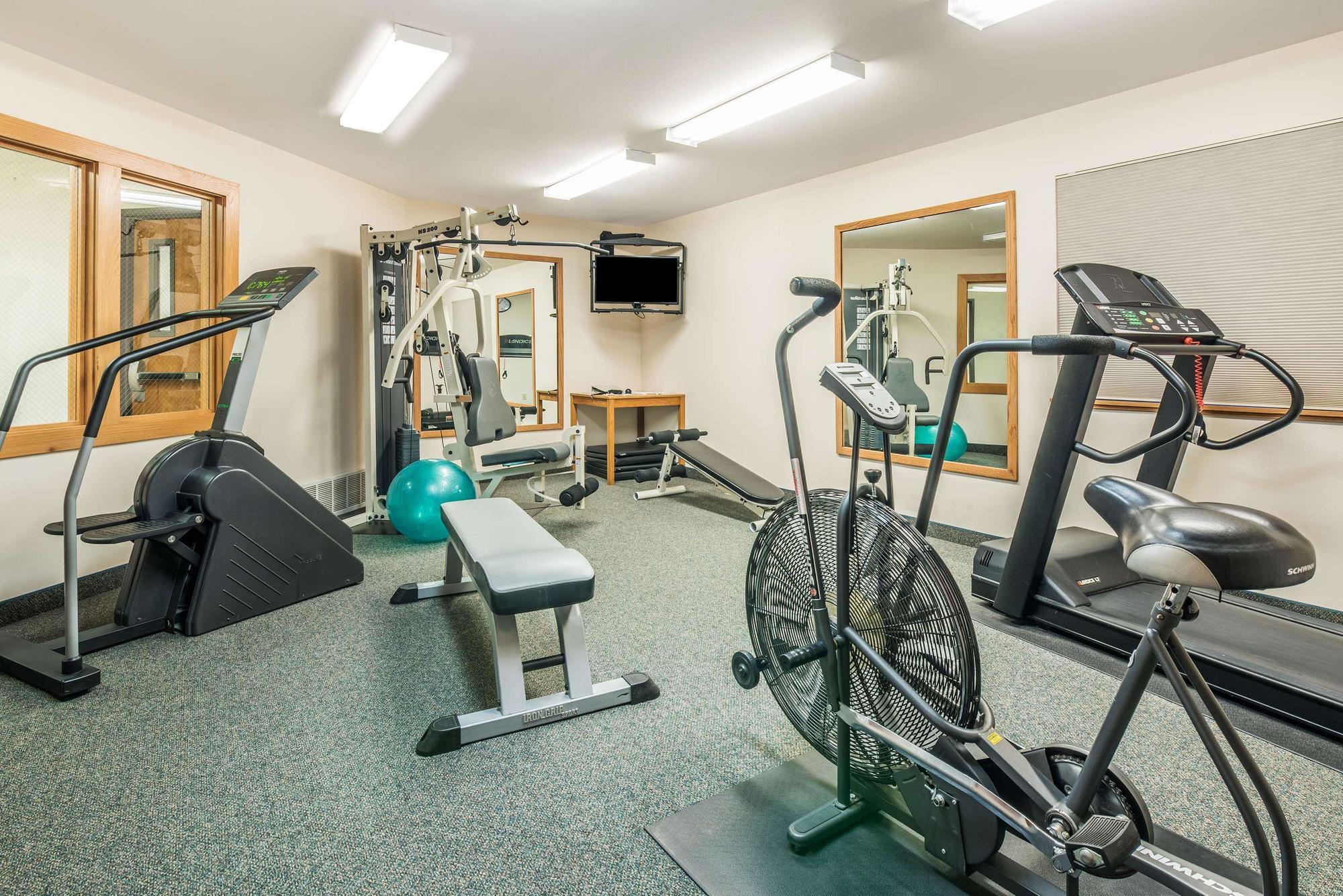 Homestead Inn And Suites Hardin Extérieur photo