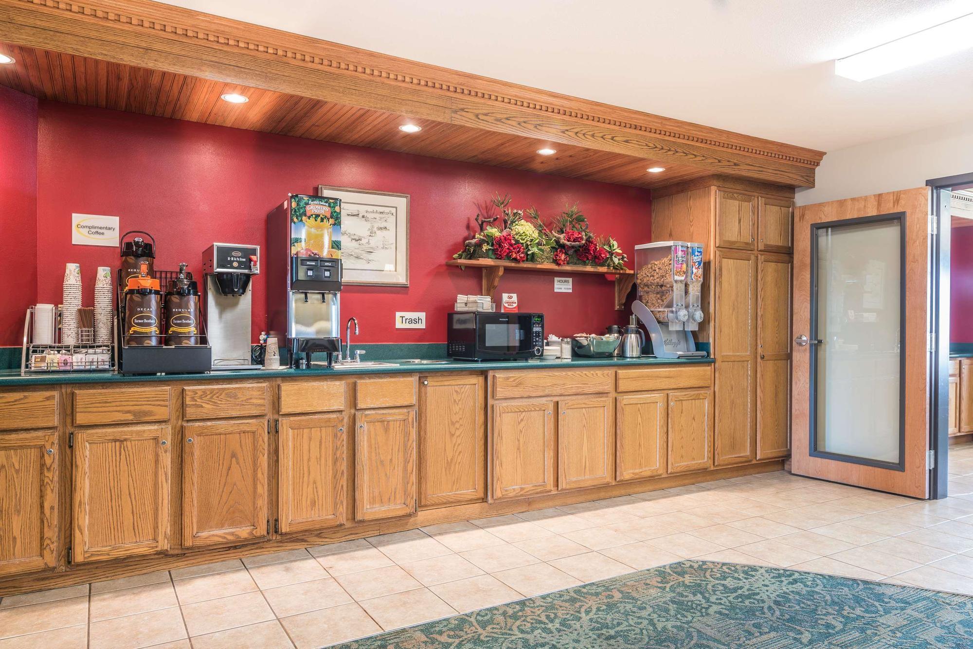 Homestead Inn And Suites Hardin Extérieur photo