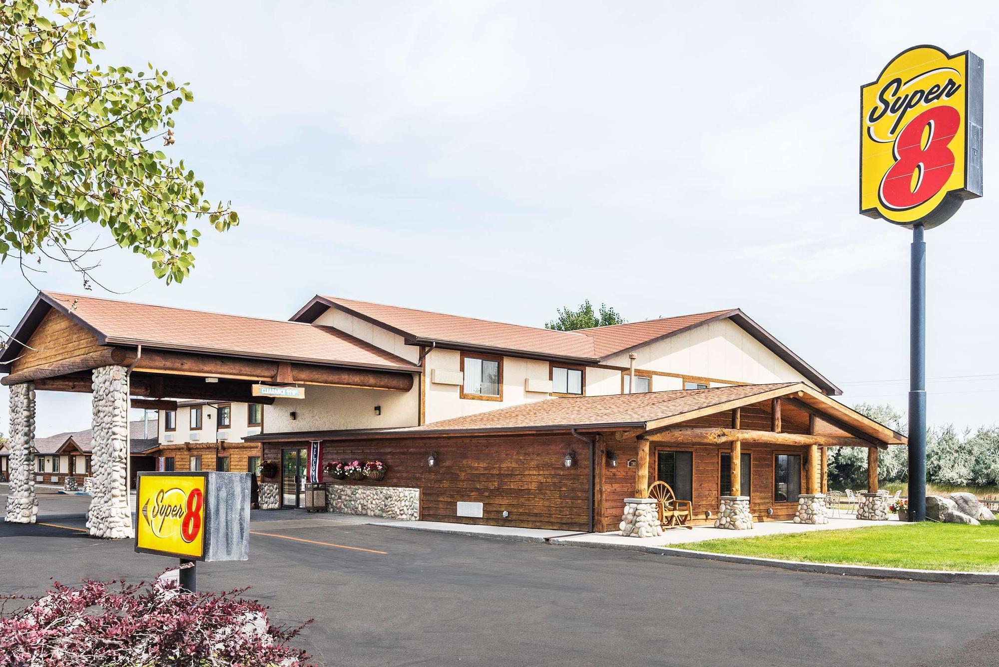 Homestead Inn And Suites Hardin Extérieur photo