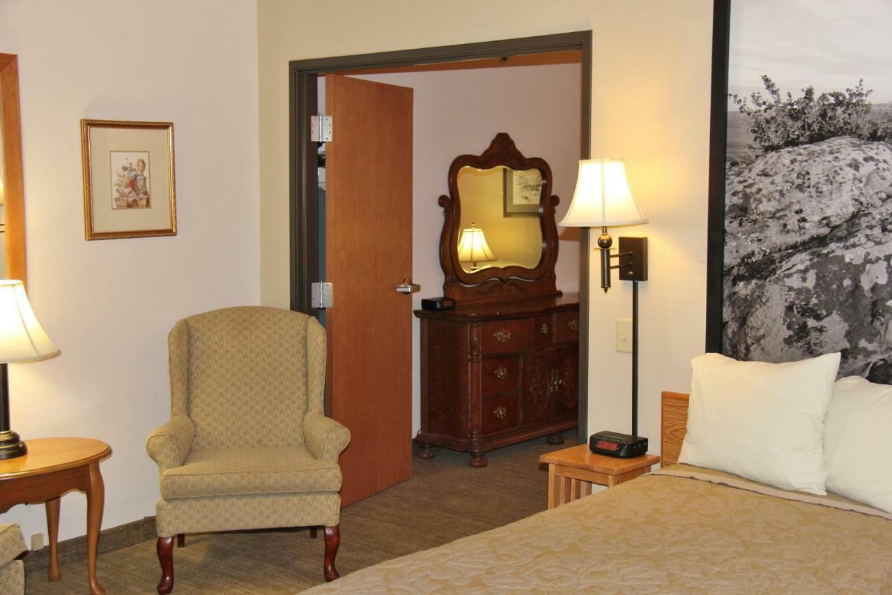 Homestead Inn And Suites Hardin Extérieur photo