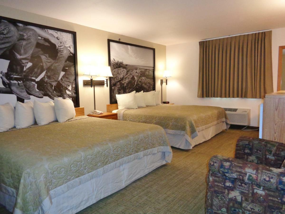 Homestead Inn And Suites Hardin Extérieur photo